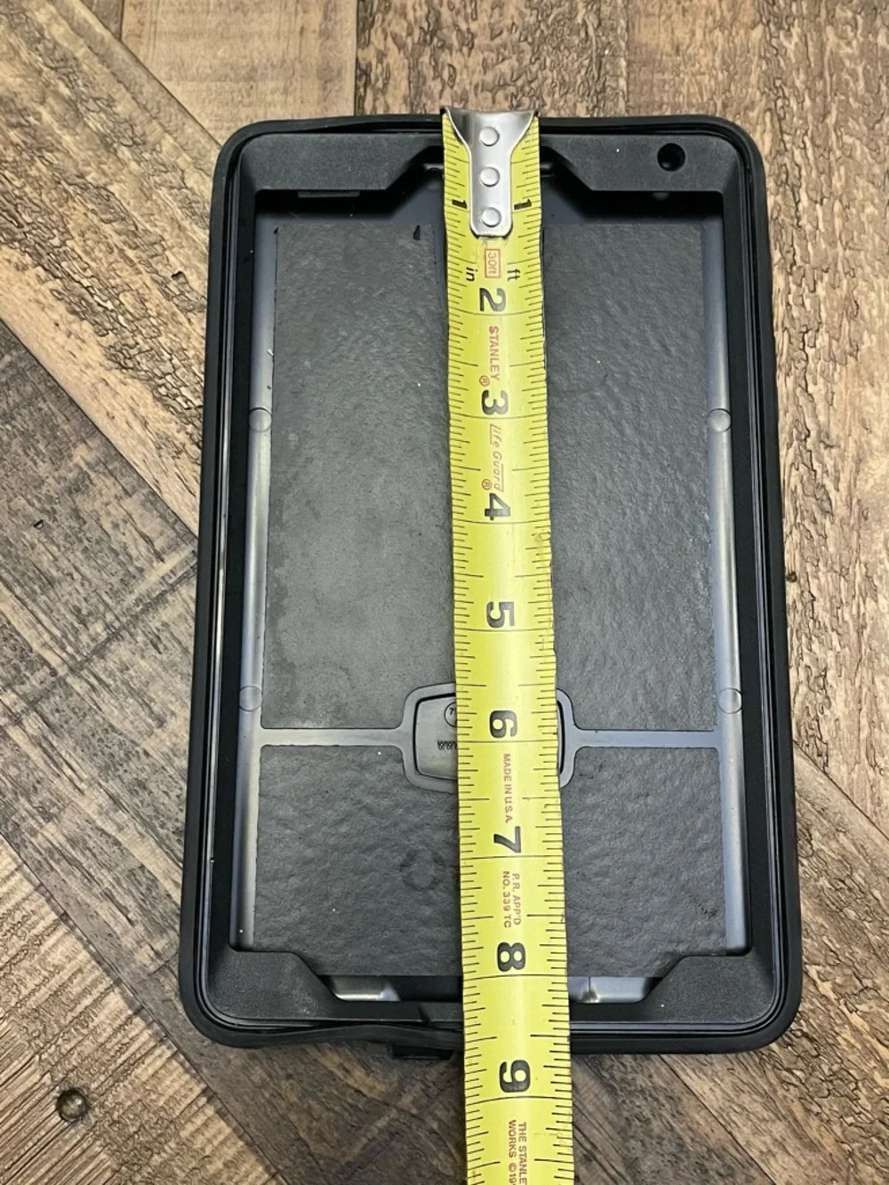 OtterBox Defender Series case designed for the Samsung Galaxy Tab S 8.4